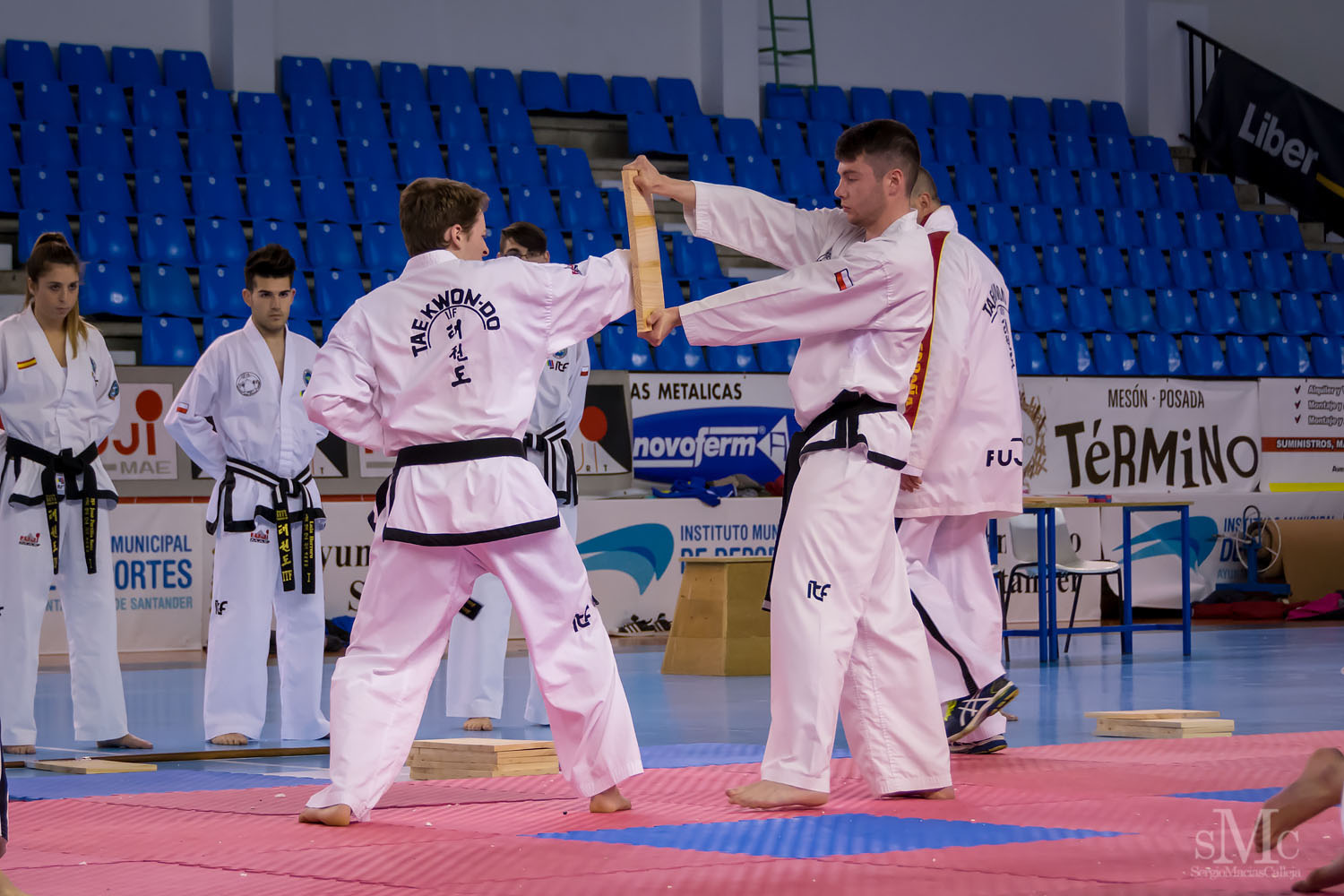 TAEKWONDO CAMPEONATO PAREJAS ABRIL 2018_2073.jpg